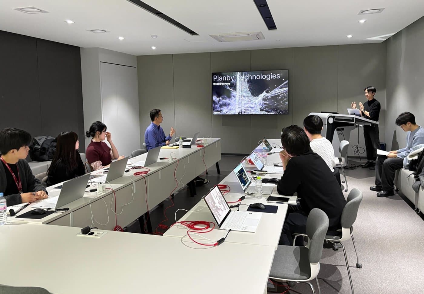 Planby training session with Korea Airports Corporation staff